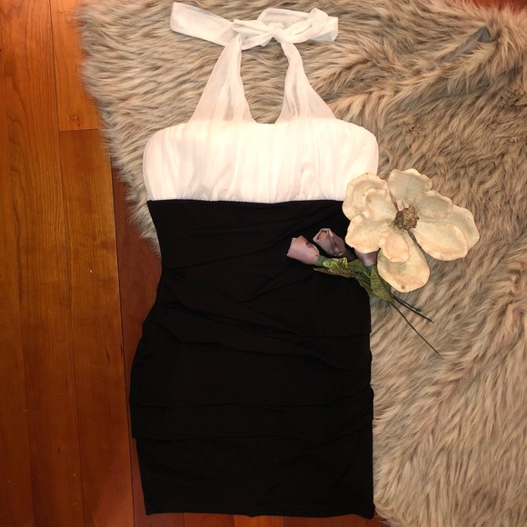 NWT! Black and white dress - Picture 2 of 8